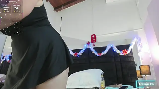 EvamilfXXX online show from December 2, 2025, 11:59 am