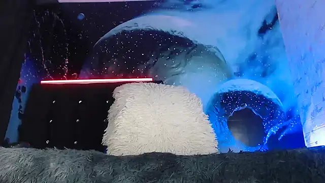 Snapshot of SemerHott chatting on October 30, 2025, 11:22 am SemerHott online show from October 30, 2025, 11:22 am