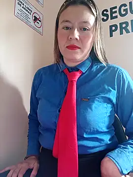 Snapshot of Hannah-colx chatting on February 6, 2026, 5:16 pm Hannah-colx online show from February 6, 2026, 5:16 pm