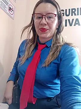 Snapshot of Hannah-colx chatting on February 15, 2026, 4:47 pm Hannah-colx online show from February 15, 2026, 4:47 pm