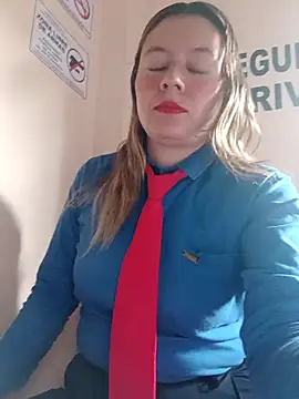 Snapshot of Hannah-colx chatting on February 16, 2026, 4:03 pm Hannah-colx online show from February 16, 2026, 4:03 pm