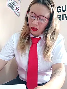 Snapshot of Hannah-colx chatting on February 18, 2026, 5:20 pm Hannah-colx online show from February 18, 2026, 5:20 pm