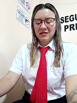 Snapshot of Hannah-colx chatting on February 20, 2026, 3:01 pm Hannah-colx online show from February 20, 2026, 3:01 pm