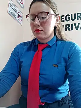 Snapshot of Hannah-colx chatting on February 25, 2026, 5:00 pm Hannah-colx online show from February 25, 2026, 5:00 pm