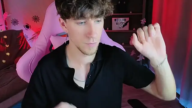 mark caron online show from October 26, 2025, 8:26 pm