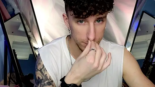 mark caron online show from November 16, 2025, 3:28 pm