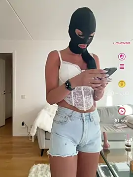 swedishbaddie online show from June 13, 2026, 5:55 pm