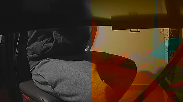 Snapshot of Pennellone98 chatting on November 19, 2025, 5:35 pm Pennellone98 online show from November 19, 2025, 5:35 pm