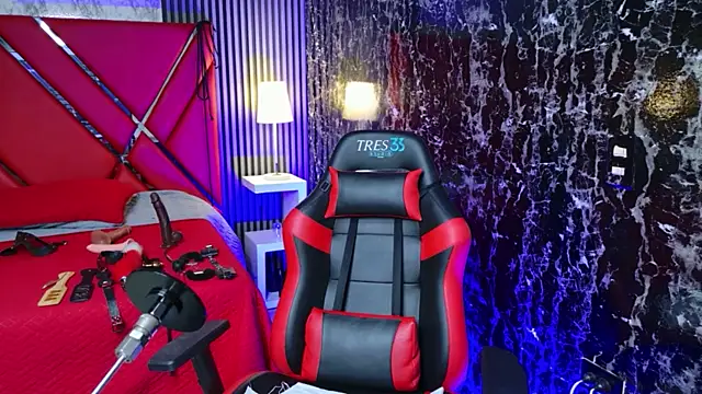 Violet sl4ve online show from April 7, 2026, 12:49 pm