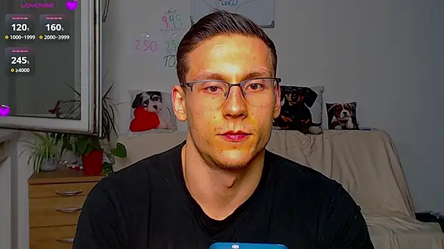 ZeinMiracles online show from April 9, 2026, 8:03 pm