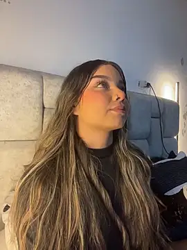 AnnyLopezzz  online show from March 26, 2026, 5:57 am