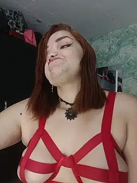 MayaLuna1 online show from February 13, 2026, 10:28 pm