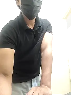 Snapshot of Goodmens5 chatting on October 27, 2025, 3:27 pm Goodmens5 online show from October 27, 2025, 3:27 pm