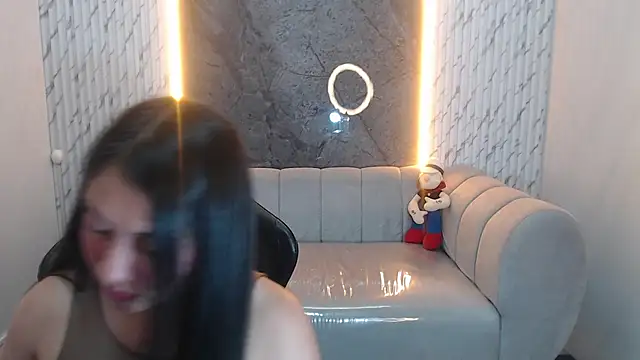 Ivony18 b online show from October 19, 2025, 3:07 am