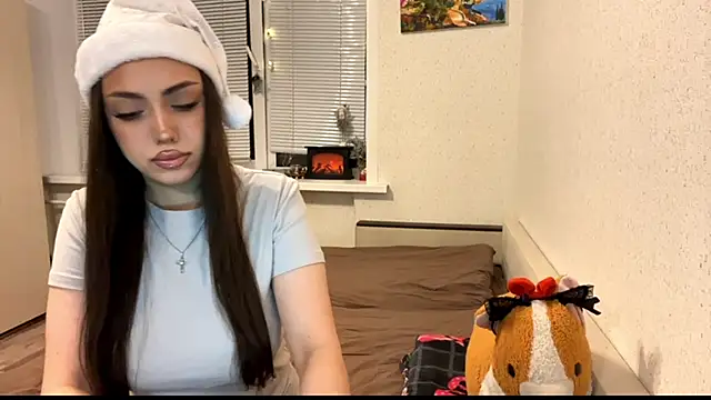 Leaf Unto online show from November 20, 2025, 2:39 pm