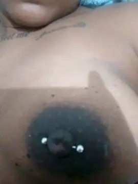 nessinha12 online show from October 29, 2025, 3:53 am