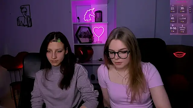 veronica bubble online show from November 25, 2025, 8:31 pm