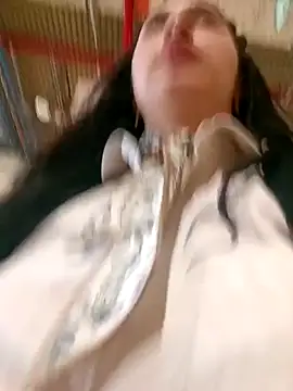 Sol Sunny online show from April 21, 2026, 3:17 pm