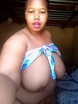 Curvycandy95 online show from October 1, 2025, 6:08 am