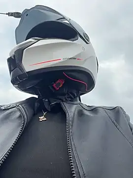 AlannaEvons online show from March 5, 2026, 8:38 pm