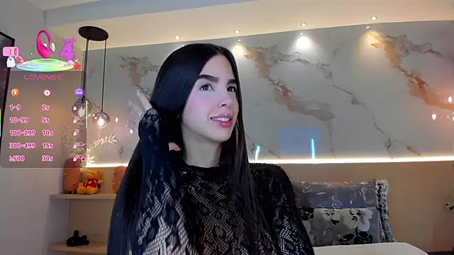 Snapshot of SolAvelar chatting on March 3, 2026, 1:23 am SolAvelar online show from March 3, 2026, 1:23 am