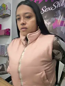 -Mia1 online show from February 14, 2026, 12:35 pm