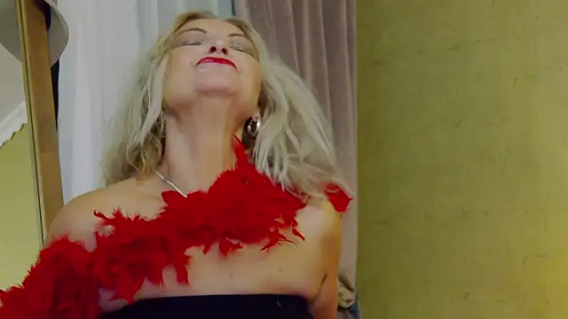 Allura Jenson online show from October 28, 2025, 8:00 pm