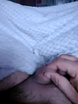 Snapshot of bajoderx585Oregano chatting on November 23, 2025, 6:35 am bajoderx585Oregano online show from November 23, 2025, 6:35 am