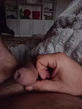 bajoderx585Oregano online show from December 22, 2025, 7:38 am