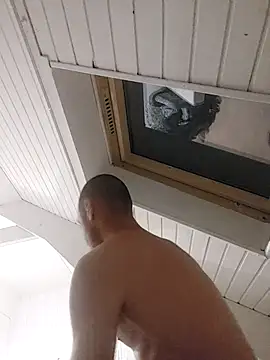 Hahahhdsj112 online show from October 11, 2025, 8:07 pm