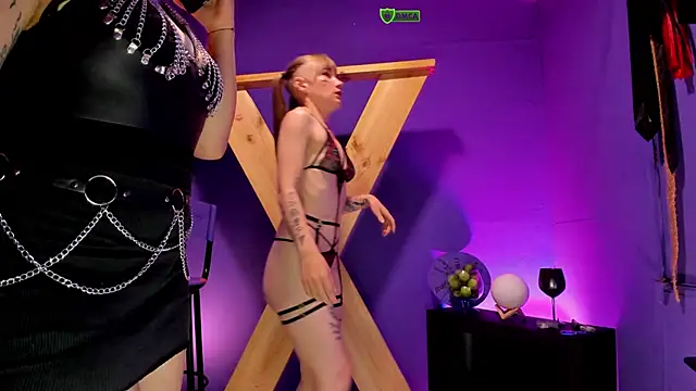 Greciaa Romaa online show from November 28, 2025, 5:59 pm