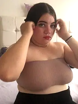 Snapshot of Kuromy_x chatting on September 24, 2025, 6:55 pm Kuromy x online show from September 24, 2025, 6:55 pm
