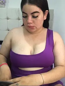 Kuromy x online show from April 8, 2026, 7:25 pm