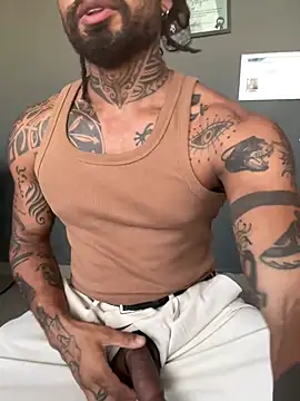 Locshot online show from April 24, 2026, 8:00 pm