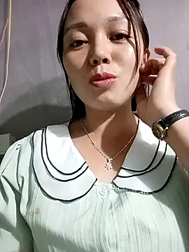 Snapshot of Sophia-pusy chatting on October 28, 2025, 1:47 pm Sophia-pusy online show from October 28, 2025, 1:47 pm