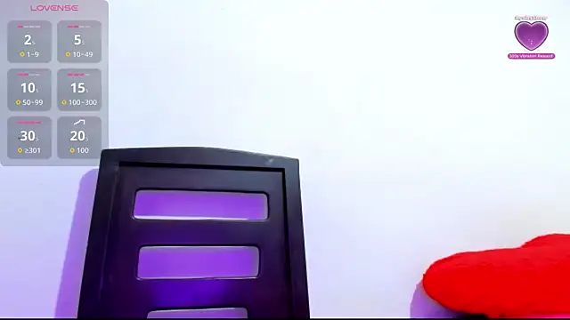 Snapshot of woman_rosse chatting on October 1, 2025, 3:01 am woman rosse online show from October 1, 2025, 3:01 am