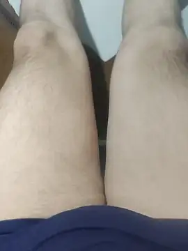 Snapshot of Pitinxxx chatting on October 25, 2025, 12:18 am Pitinxxx online show from October 25, 2025, 12:18 am