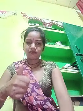 Snapshot of Seema_guptaji chatting on July 18, 2026, 7:39 pm Seema guptaji online show from July 18, 2026, 7:39 pm