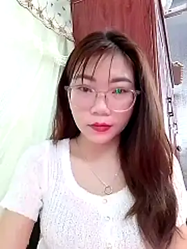 MyMy08 online show from December 15, 2025, 12:04 am