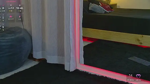 Snapshot of emma_morales_ chatting on February 11, 2026, 1:27 pm emma morales online show from February 11, 2026, 1:27 pm