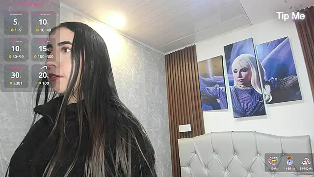 Snapshot of Sophi_Thaylorr chatting on October 3, 2025, 12:46 pm Sophi Thaylorr online show from October 3, 2025, 12:46 pm