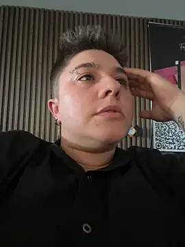 IanGilbert online show from October 29, 2025, 4:42 pm