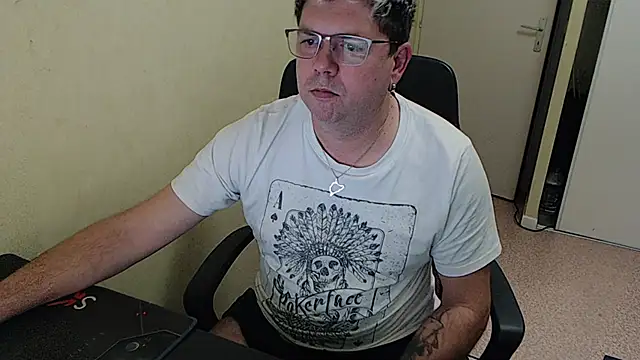 blueandwhite1 online show from December 9, 2024, 5:30 pm