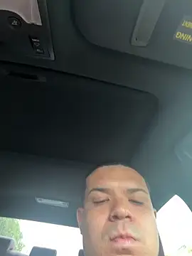 YadielPublic online show from September 13, 2025, 7:35 pm