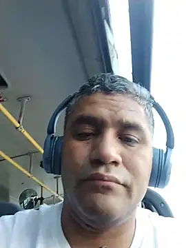 danigarci2307 online show from April 28, 2026, 7:08 pm