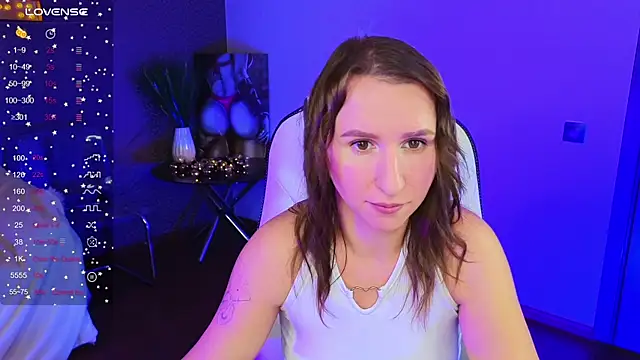 Lolatrend online show from October 7, 2025, 12:24 pm