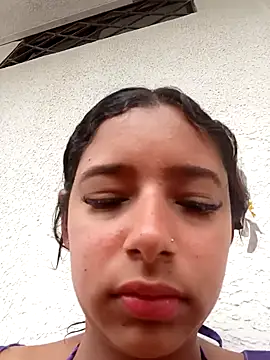 Zoe-Johnson  online show from October 20, 2025, 8:09 pm