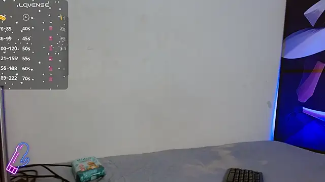 Kayla21  online show from February 28, 2026, 12:50 pm