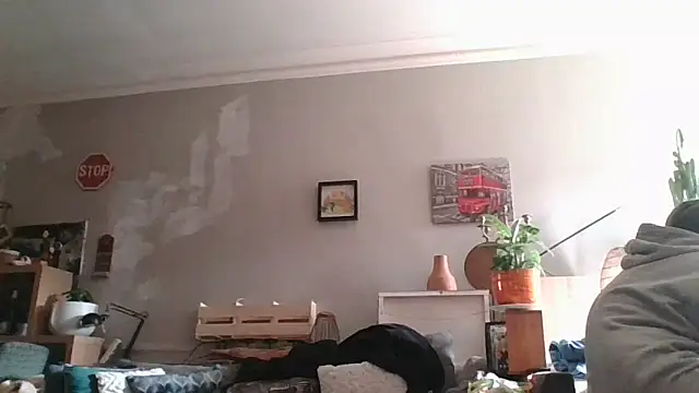 Titilouonlyf69 online show from March 7, 2026, 10:56 am