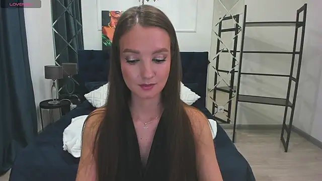 Snapshot of LoraSunnyy chatting on October 15, 2025, 8:25 am LoraSunnyy online show from October 15, 2025, 8:25 am